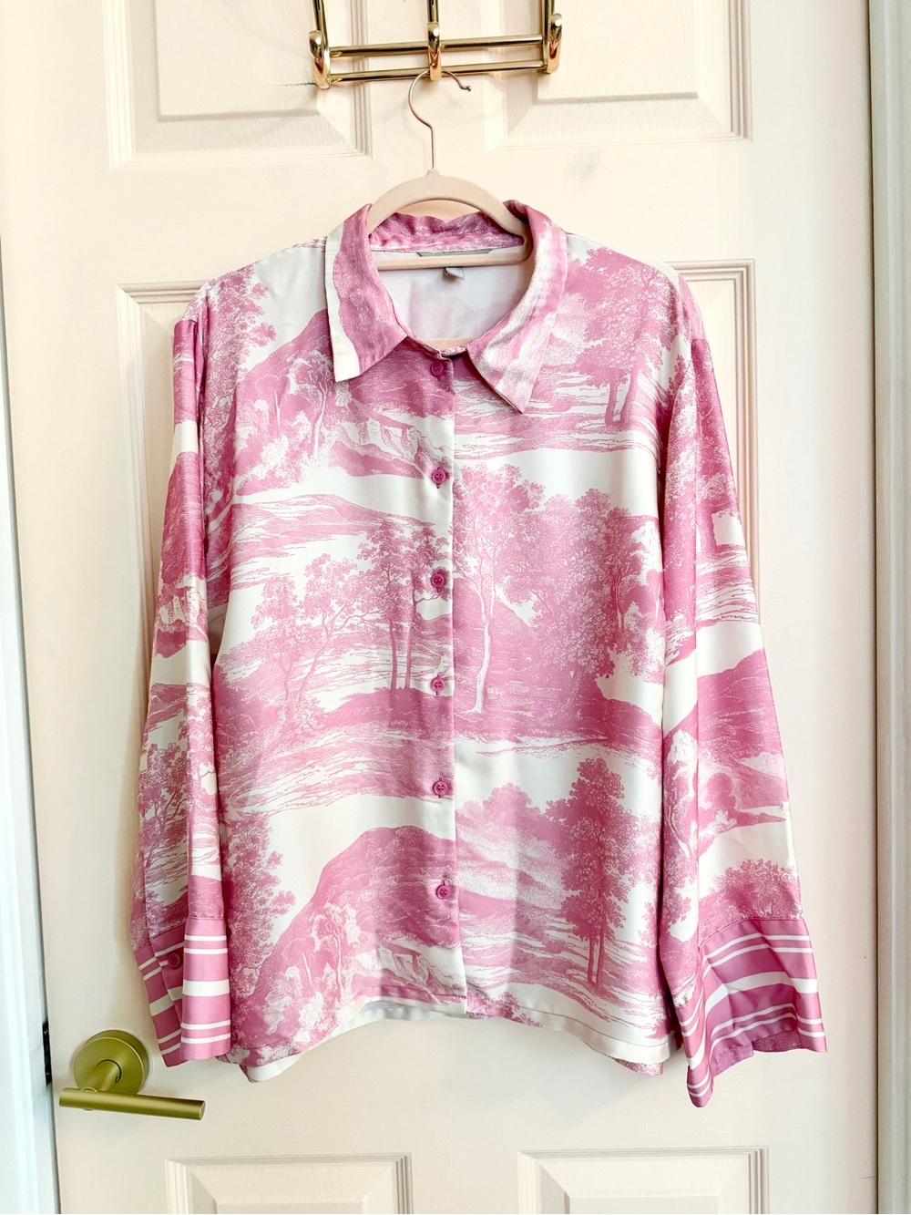 Shiny pink H&M button up